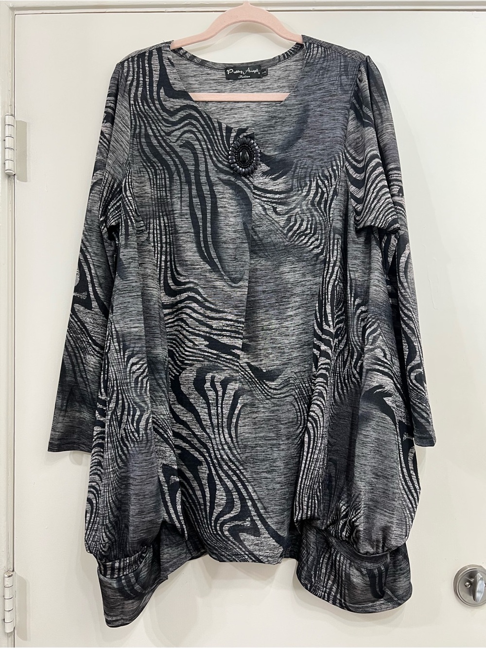 Pretty Angel Tunic Size L Large Abstract Print Silk Blend Asymmetrical Hem Artsy